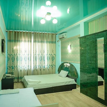 Hotel Prestizh 塔拉兹 外观 照片