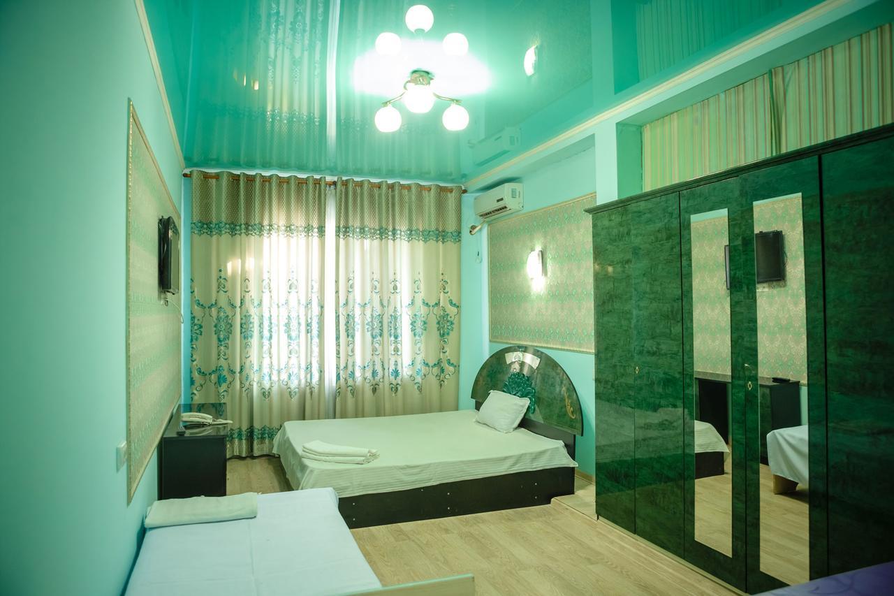 Hotel Prestizh 塔拉兹 外观 照片