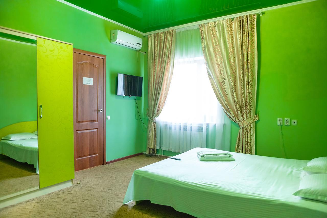 Hotel Prestizh 塔拉兹 外观 照片